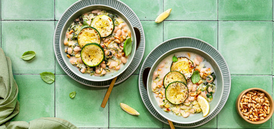 High Protein „Fake-Risotto“ aus Zucchini und Bohnen - SHEKO Schweiz
