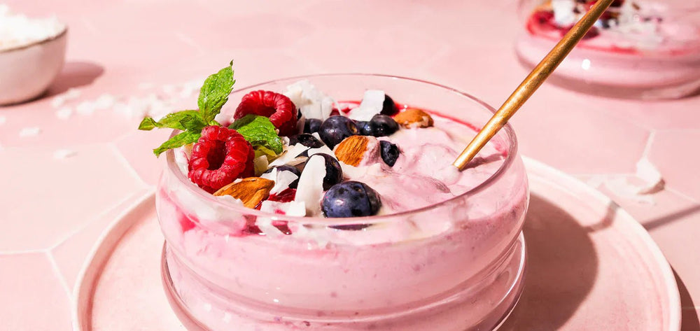 Himbeer Protein Smoothie Bowl - SHEKO Schweiz