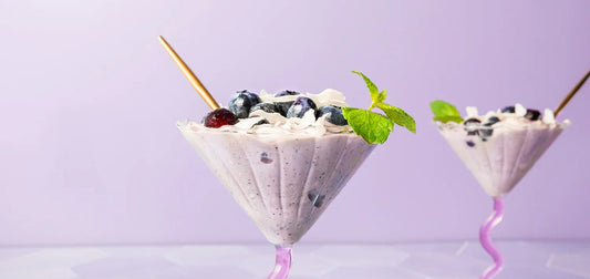 Proteinreiche Blaubeer-Hüttenkäse Eiscreme - SHEKO Schweiz