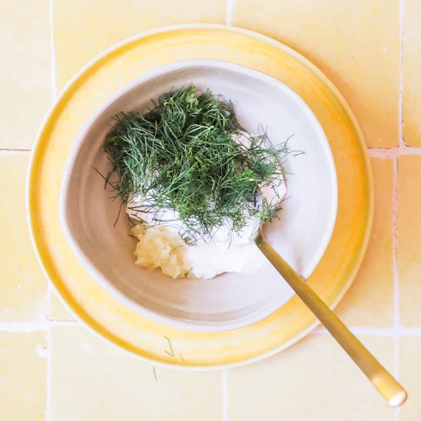 Joghurt-Dressing mit Dill